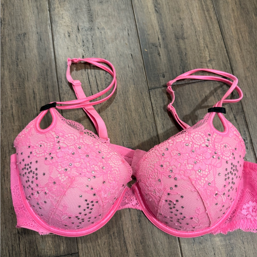 Victoria's Secret Vibrant Pink Lace Bra